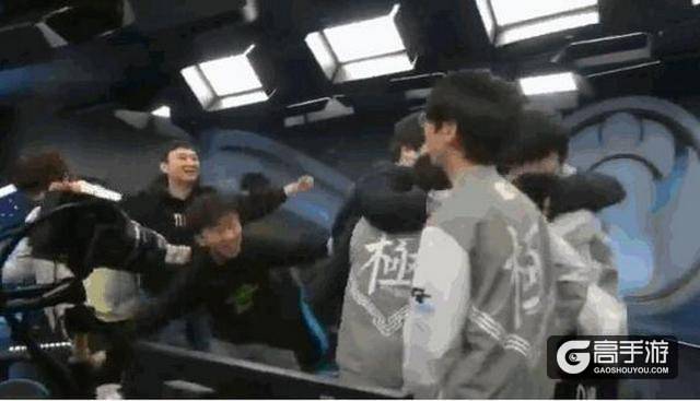 Uzi年度最佳选手,IG仅获一项提名!