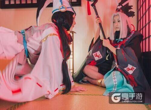 阴阳师黑白童子玩家COS 萌萌哒的小鬼使