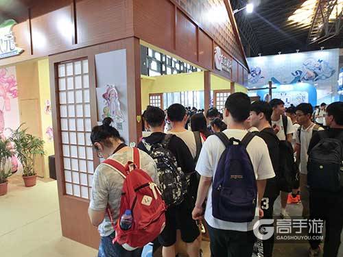 《料理次元》CCG漫展首日精彩瞬间 女仆小姐姐入侵CCG！