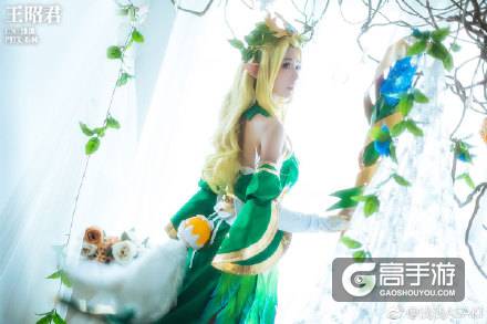 王者荣耀cos秀：昭君精灵公主cos 真的超美腻~\(≧▽≦)/~
