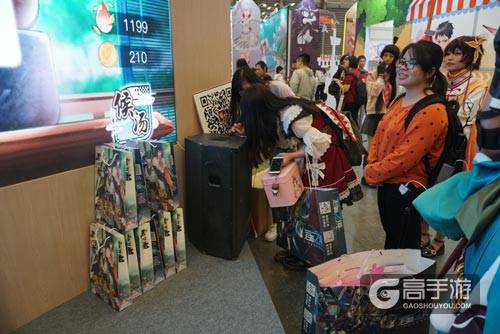 《茗心录》上海萤火虫漫展,茶灵召唤人气旺!