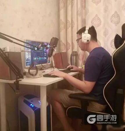 网络游戏主播年赚百万 术业有专攻行行出状元