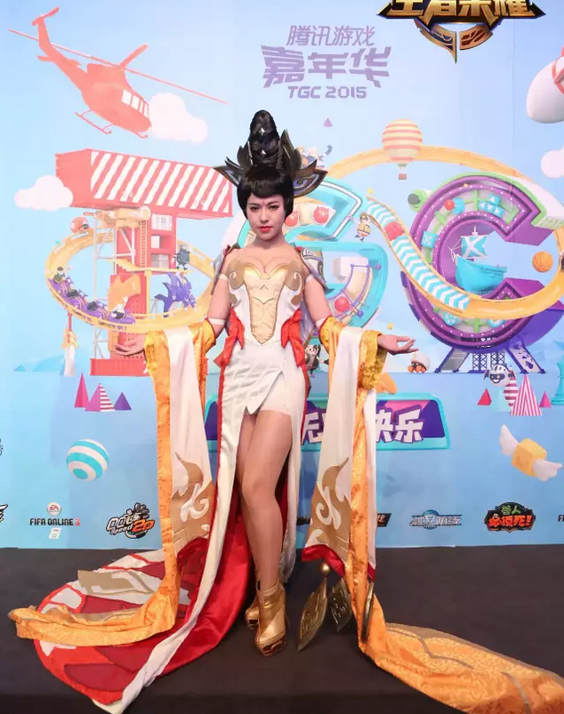 王者荣耀参展TGC   策划萌妹陪你玩嗨翻天