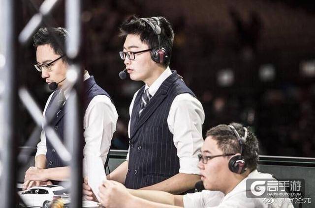 香蕉强势站台《机器人争霸》，赋予“电竞解说”的全新打开方式