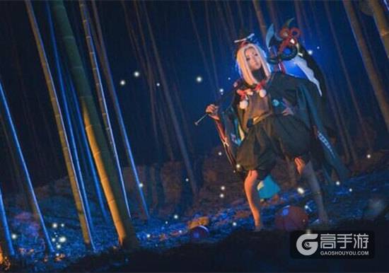 阴阳师黑白童子玩家COS 萌萌哒的小鬼使