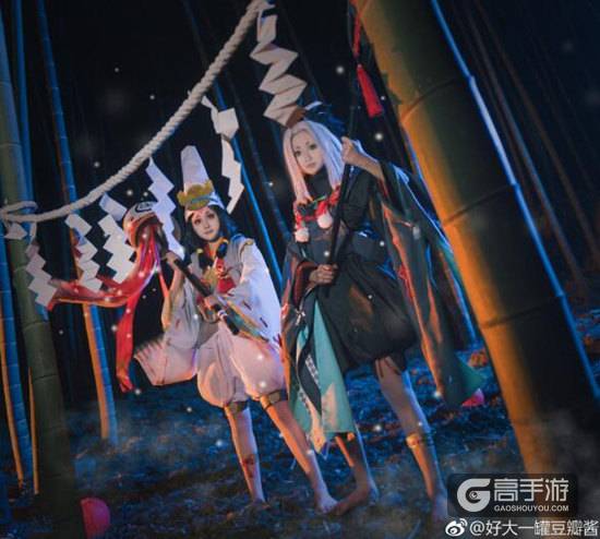 阴阳师黑白童子玩家COS 萌萌哒的小鬼使