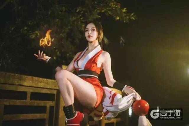 王者荣耀二周年官方五位明星COS 你觉得谁最像呢？