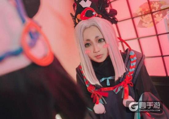 阴阳师黑白童子玩家COS 萌萌哒的小鬼使