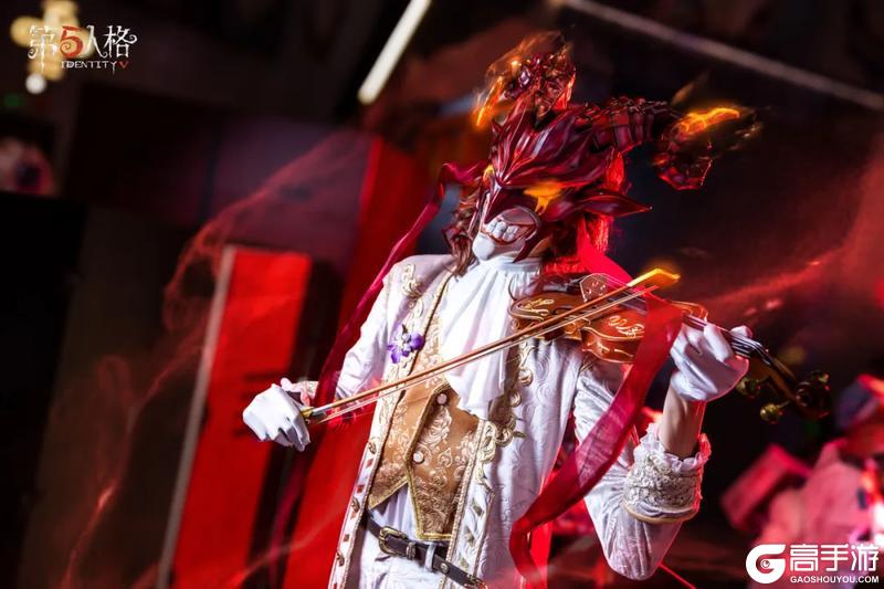 《第五人格》角色COS返图持续放送