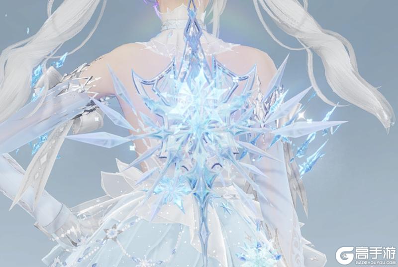 星雪有期，梦幻相约！全新时装「寒凛霜华」，一起感受凛冬的魅力