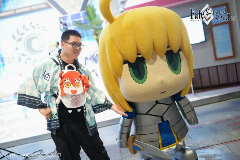BW2025镇展之宝现身《FGO》携巨型誓约胜利之剑亮相BW嗨翻全场！
