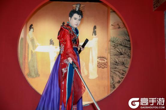 《世界启元》周年庆专访：被粉丝称为最良心的主播-阿文