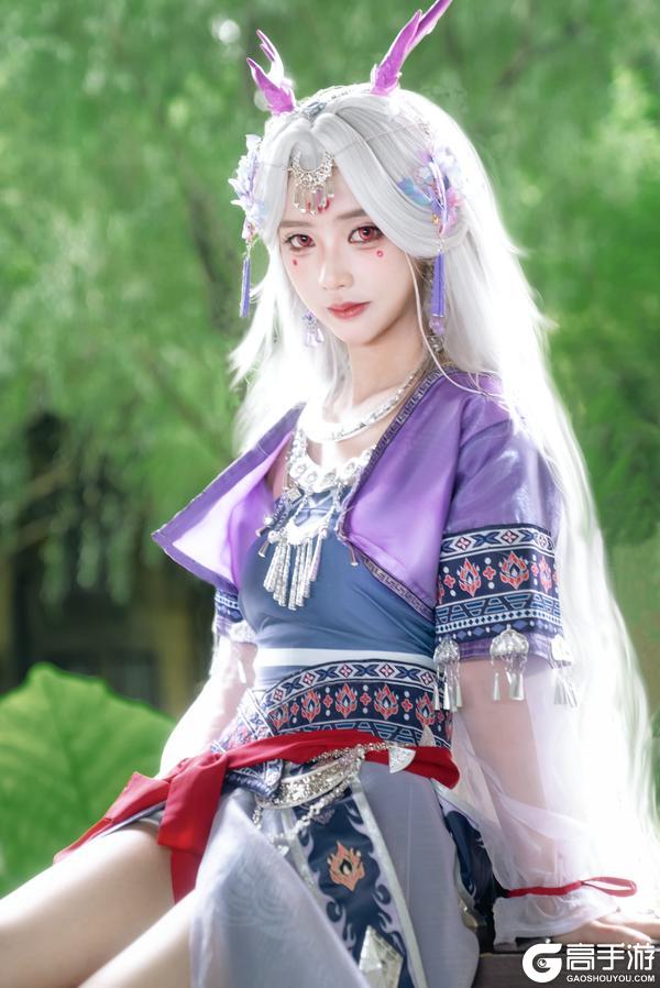 《冒险小分队》【烛龙·曦月Cos】 我带来了苗疆的花糕，要一起尝尝吗？