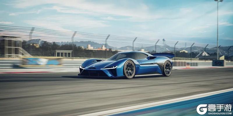 《极品飞车：集结》为赛事而生的银色四眼恶魔，梅赛德斯-奔驰 CLK GTR即将上线