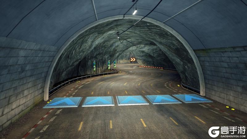 《王牌竞速》西域净海 |一分钟告诉你春天为什么要去赛里木湖